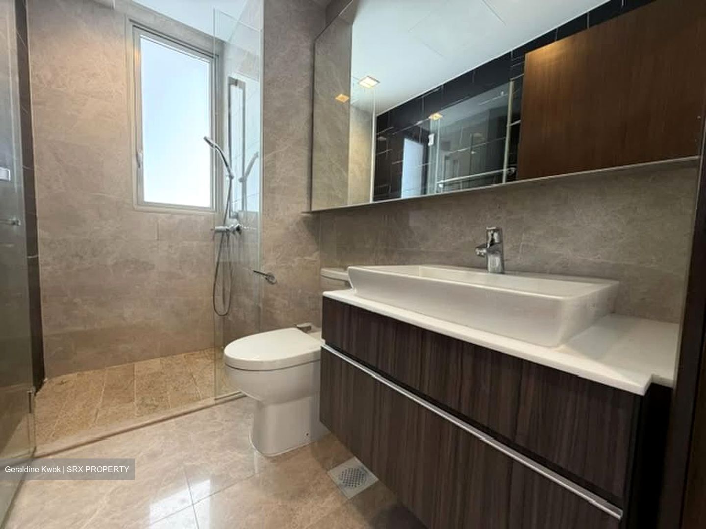 eCO (D16), Condominium #587551271